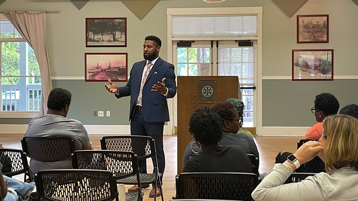 Willie Turral speaking at a community candidate forum